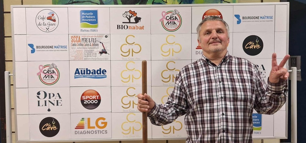 La photo du balai (cachant les sponsors mais on va rien dire hein)